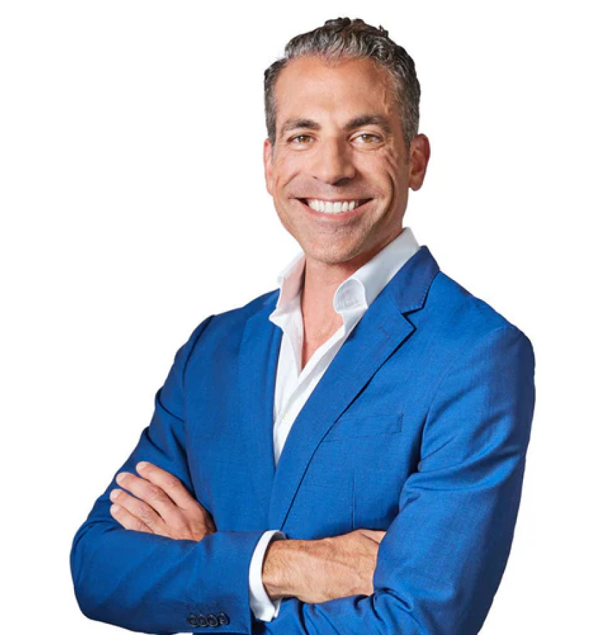 Dr. Vincent Pedre, M.D. smiling in a blue suit, influencer for 360cookwares